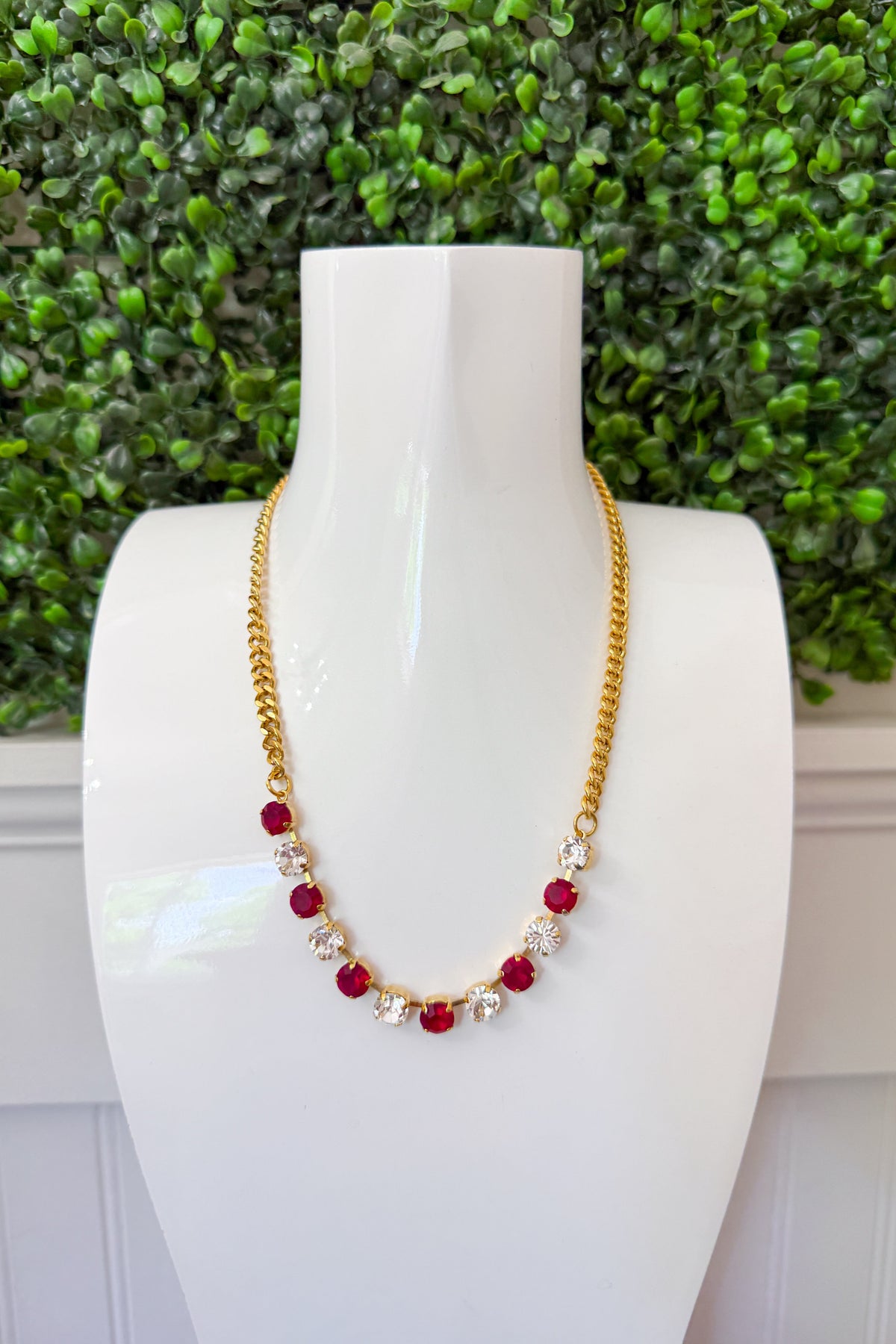 Mini Oakland Necklace- Scarlet Frost/Clear Mix