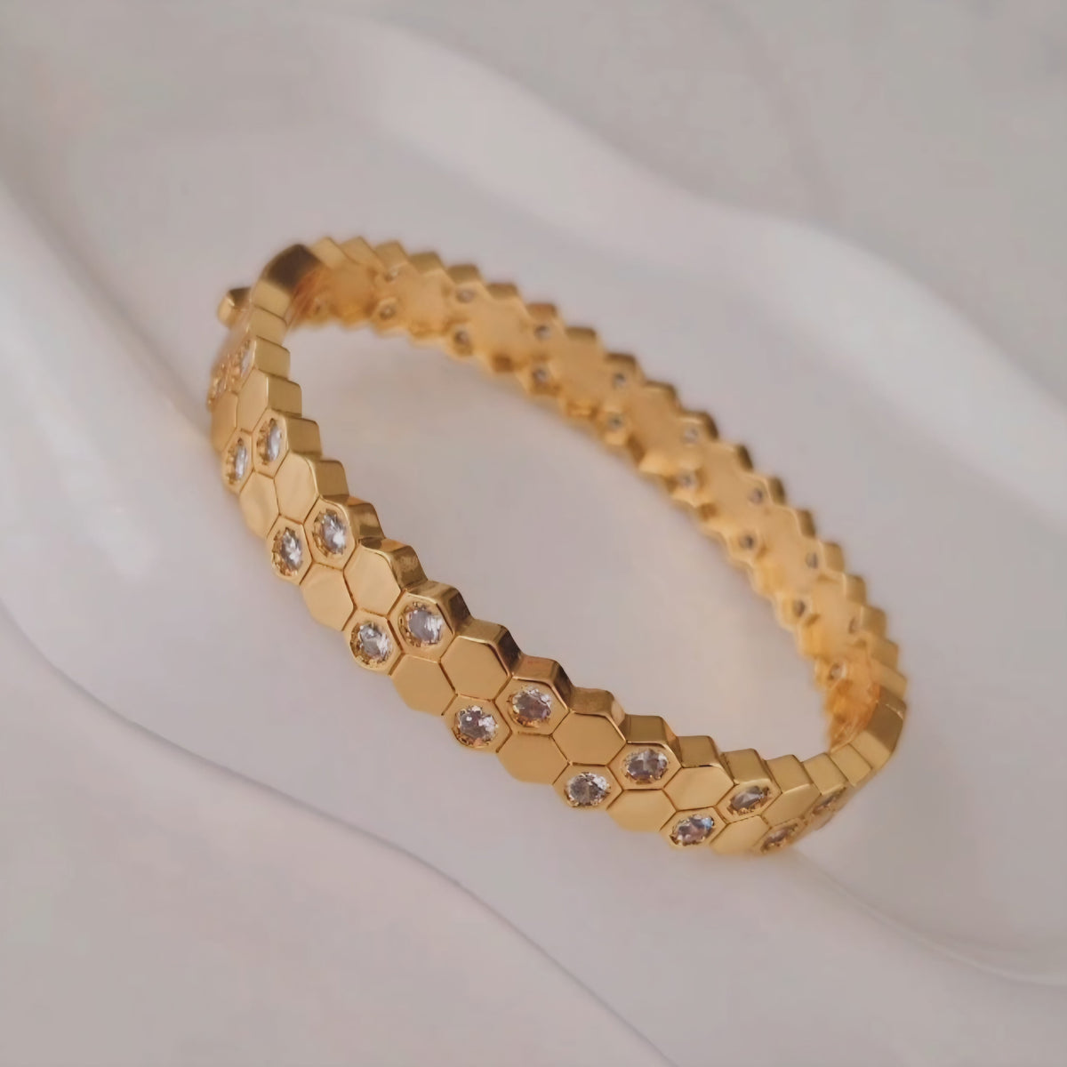 Bracelet jonc en acier inoxydable strass (vendu à l'unité)